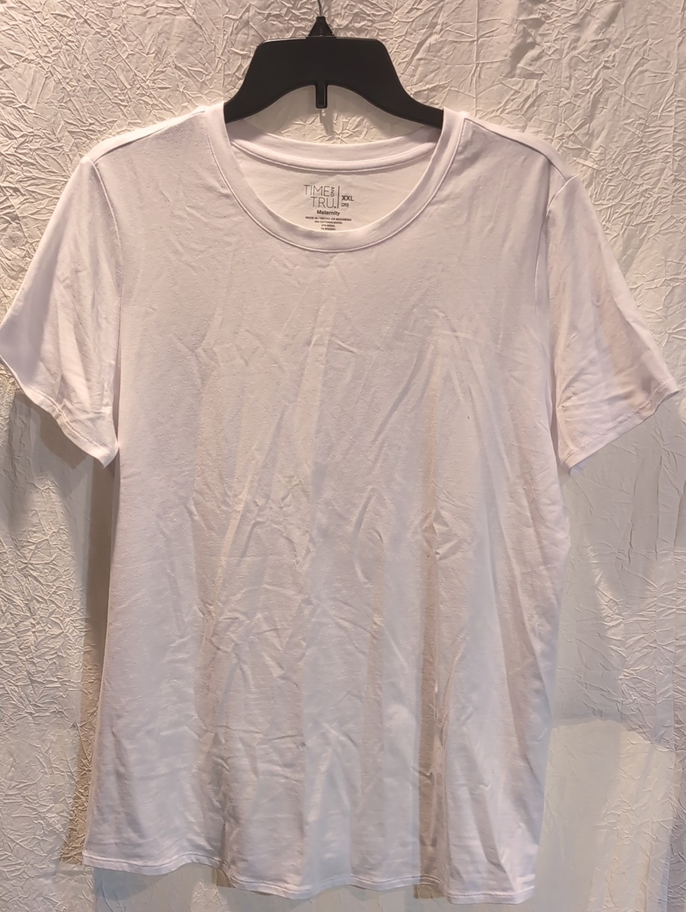 Time and Tru White Maternity Short Sleeve Crew Neck T-Shirt